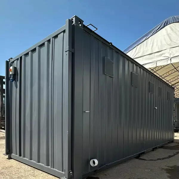 Blocco Sanitario 20 Piedi — 5 Cabine WC Indipendenti con Lavabo e Scaldabagno - immagine 2