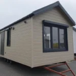 Casa mobile Carlos 35 m² 10 x 3,5 m su ruote - immagine 1