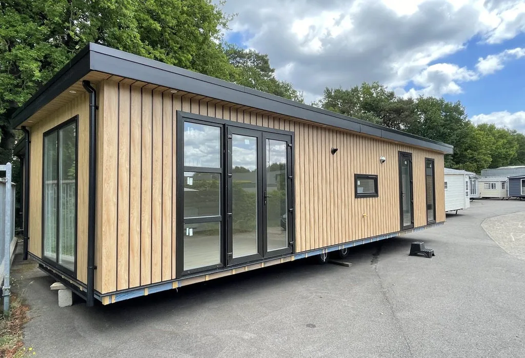 Casa mobile Iona Chalet 12,5 x 4,4 m nuova - immagine 2