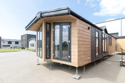 Casa Mobile Lido Fermacell – 12,46 x 4,06 m – Rivestimento Kerrafront e Stile Scandinavo - immagine 1