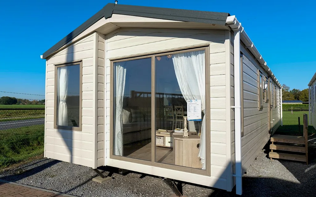 Casa mobile Matterhorn 11,5 x 3,7 m con tre camere - immagine 1
