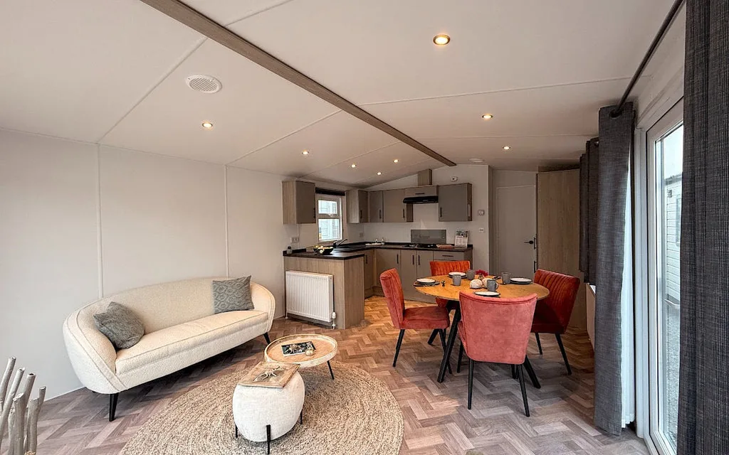 Casa mobile Oceania 10 x 4 m con cucina a U - immagine 2
