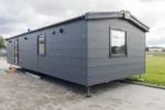 Casa Mobile Poole – 12 x 4 m – Grigio Antracite Monocolore e Stile Contemporaneo - immagine 4