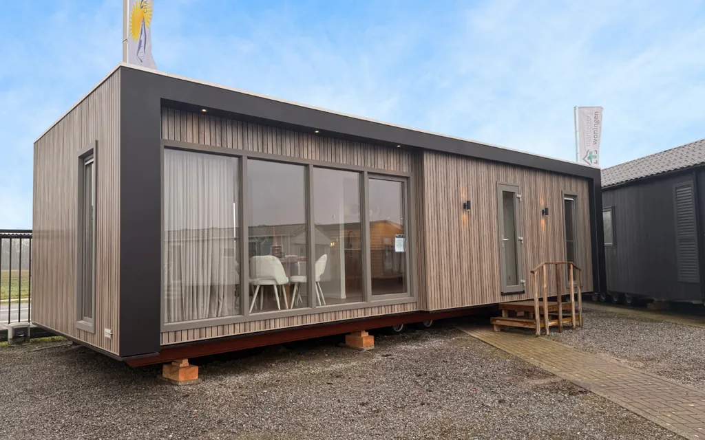 Casa mobile Ravello 11,5 x 4,5 m con finitura cedro - immagine 1