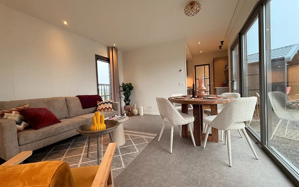 Casa mobile Ravello 11,5 x 4,5 m con finitura cedro - immagine 2