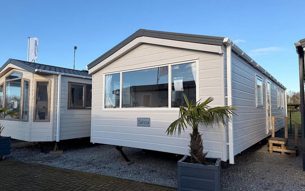 Casa mobile Siesta 11 x 3,7 m arredata - immagine 1