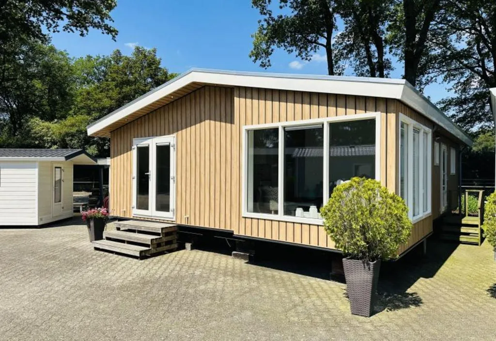 Casa mobile Sunhouse Double 9,9 x 7,3 m - immagine 1