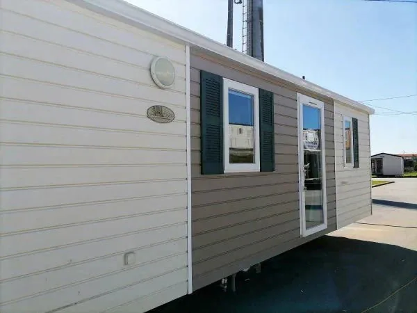 Casa mobile Trigano T2 10 x 3,7 m isolata - immagine 2