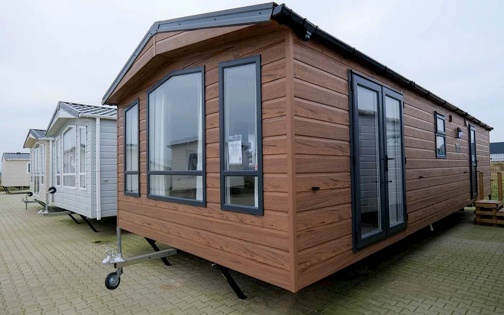 Casa mobile Woodline 1100/2 11 x 4 m - immagine 1