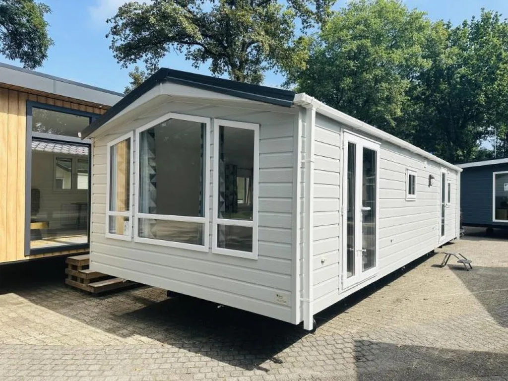 Casa mobile Zino 1000 10 x 3,7 m - immagine 1