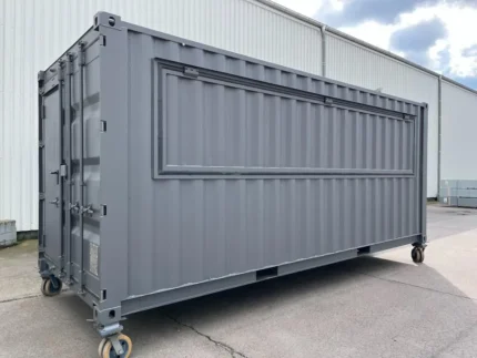 Container Bar 6 m Grigio Antracite su Ruote — Completamente Attrezzato con Acqua, Elettricità e Frigorifero - immagine 2