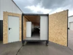 Container Bar 6 m Grigio Antracite su Ruote — Completamente Attrezzato con Acqua, Elettricità e Frigorifero - immagine 8