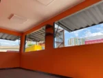 Container Caffetteria 6 m Antracite e Legno — Interni Arancione, Finestre a Ribalta, LED Encastrati - immagine 4