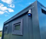 Container Sanitario Doppio WC Uomini/Donne — Cabina WC+Urinale + Cabina WC+Lavabo — Acciaio Antracite RAL 7016 — 2,40 × 1,20 × 2,35 m - immagine 7