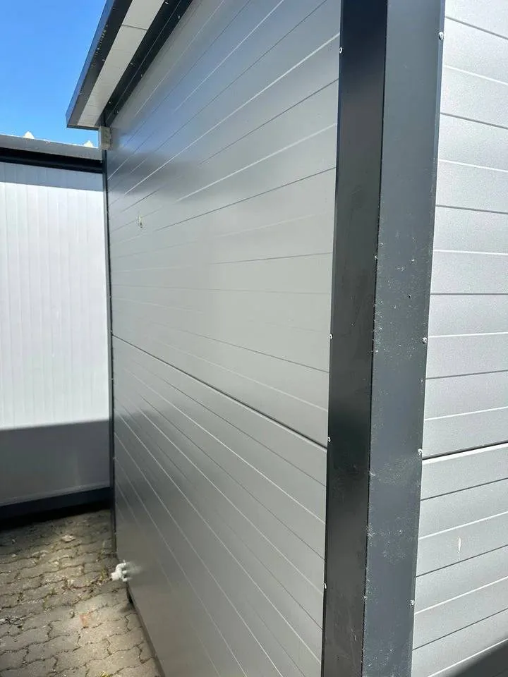 Container Sanitario WC e Urinale — Lavabo + Radiatore + LED — 2 × 2 × 2,50 m - immagine 2