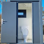 Container Sanitario WC + Urinale + Lavabo — Acciaio Antracite RAL 7016 — 1,20 × 1,65 × 2,34 m - immagine 1