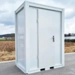 Container Sanitario WC + Urinale + Lavabo — Pannelli Sandwich Bianchi — 1,20 × 1,65 × 2,34 m - immagine 1
