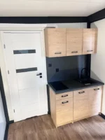 Container Ufficio 6 x 2,5 m Antracite con Bagno WC e Cucina — Modulo Completo - immagine 5