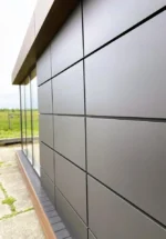 Container Ufficio 7 x 3 m — Pannelli Noce Scuro e Grigio con Vetrate a Tutta Altezza - immagine 5