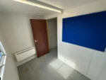 Container Ufficio 7,3 x 2,7 m — Container Marittimo Verniciato Blu con Angolari ISO - immagine 11