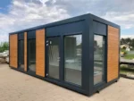 Container Ufficio 8 x 3 m — Rivestimento Legno Orizzontale e Profilatura Antracite - immagine 1