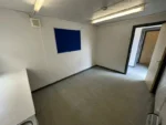 Container Ufficio 9,7 x 3 m con Servizi Igienici — Modulo Bianco con Bagno Integrato - immagine 5