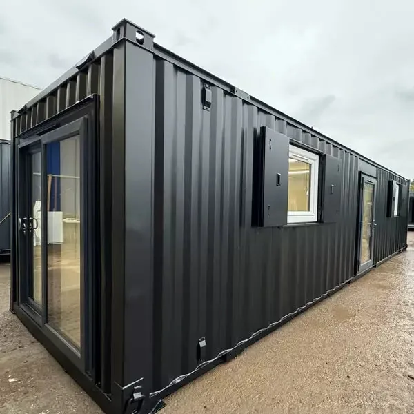 Container Ufficio 9,7 x 3 m Nero con Porta Scorrevole e Finestre con Scuri - immagine 1