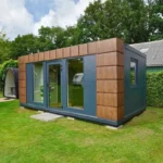 Container Ufficio Modello Helsinki 6 x 3 m — Pannelli Imitazione Legno Noce e Antracite con Vetrate Antracite - immagine 4