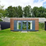 Container Ufficio Modello Helsinki 6 x 3 m — Pannelli Imitazione Legno Noce e Antracite con Vetrate Antracite - immagine 5
