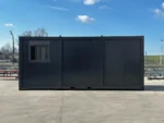 Container Ufficio Nero 2,4 x 6,0 m RAL 7016 — Pannelli Nervati Neri con Finestre a Persiane - immagine 5