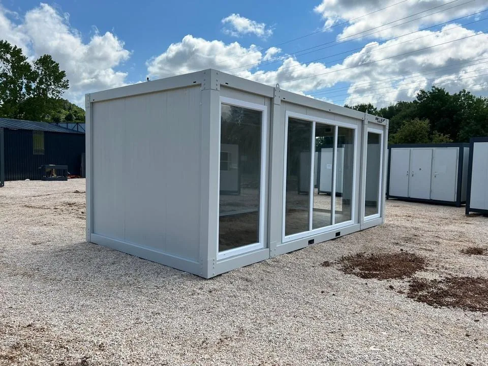 Container Ufficio Wolf Tiny Modello Casa de Cristal 3 x 7 m — Facciata Interamente Vetrata Bianca - immagine 2
