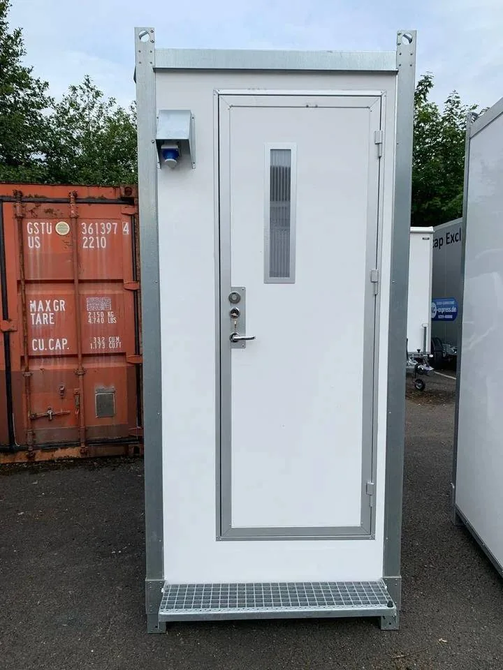 Container WC con cisterna – Cabina sanitaria autonoma con serbatoio 500 L e illuminazione LED - immagine 1