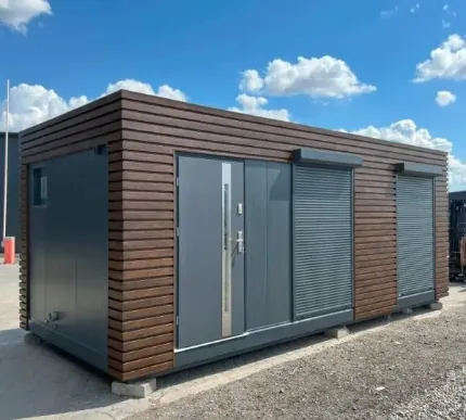 Modulo Abitabile 21 m² (7 x 3 m) — Rivestimento Legno Orizzontale Noce con Avvolgibile Antracite e Bagno con Vasca - immagine 1