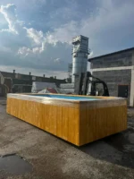 Piscina in legno 6,8 × 2,4 m con stufa a legna integrata, liner blu e scala laterale - immagine 3